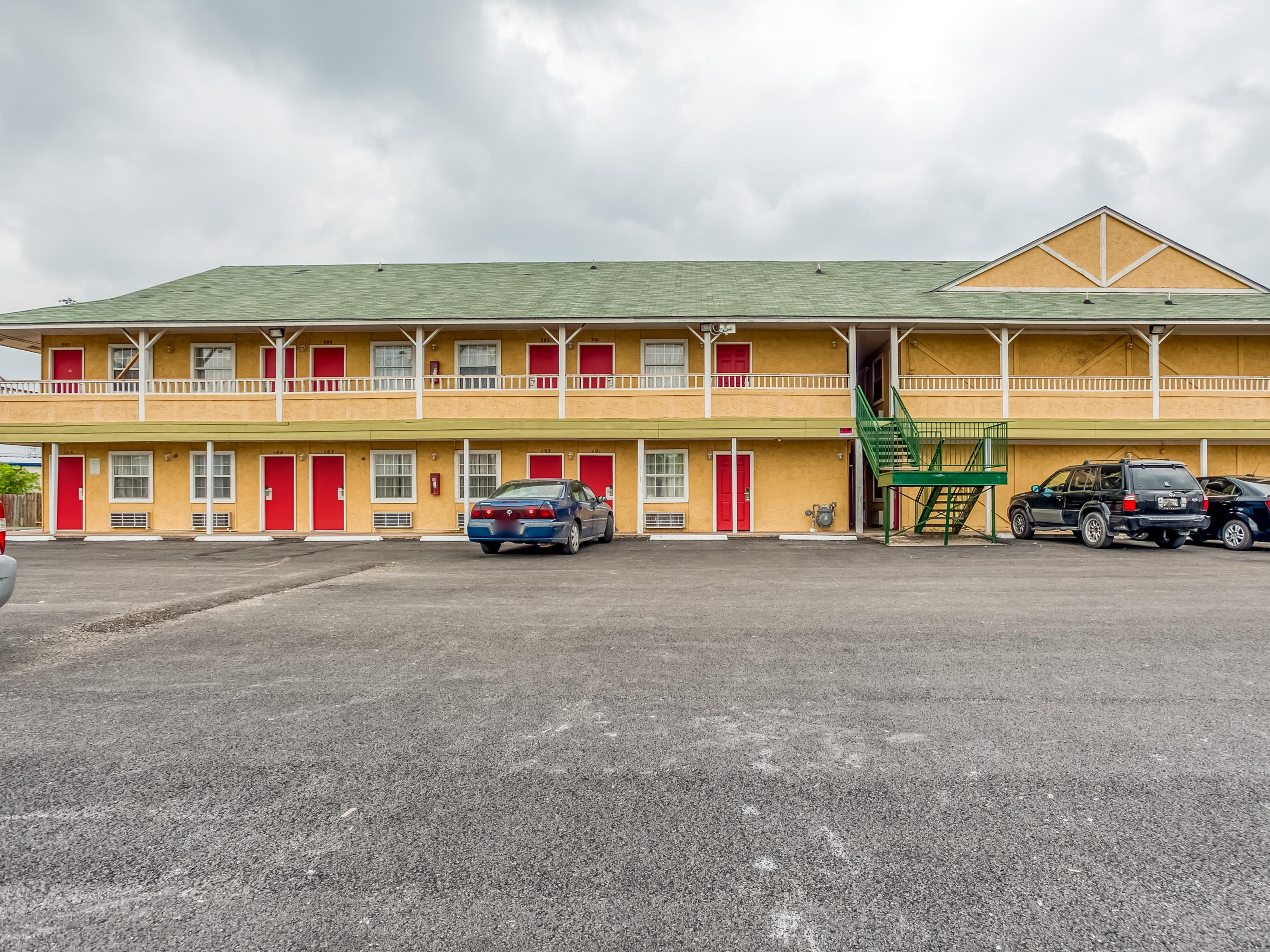 Oyo Hotel San Antonio Lackland Near Seaworld Kültér fotó