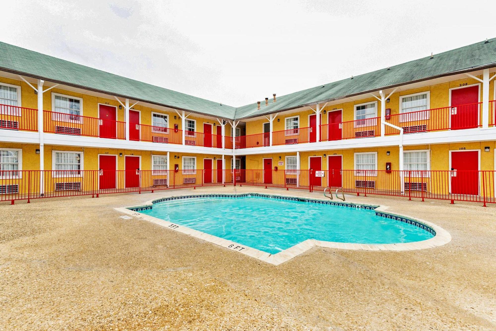 Oyo Hotel San Antonio Lackland Near Seaworld Kültér fotó