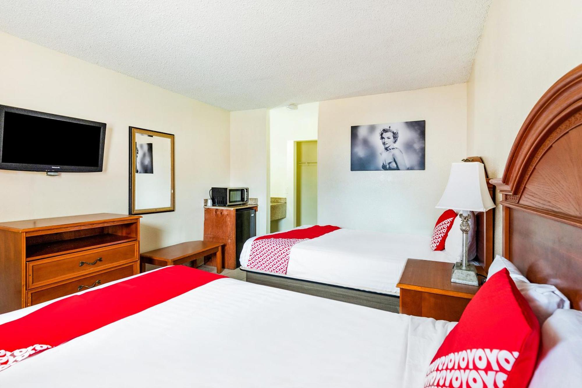 Oyo Hotel San Antonio Lackland Near Seaworld Kültér fotó